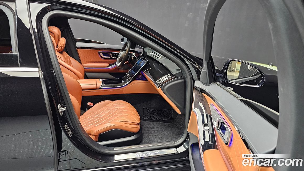 Mercedes-Benz S-Class 2023