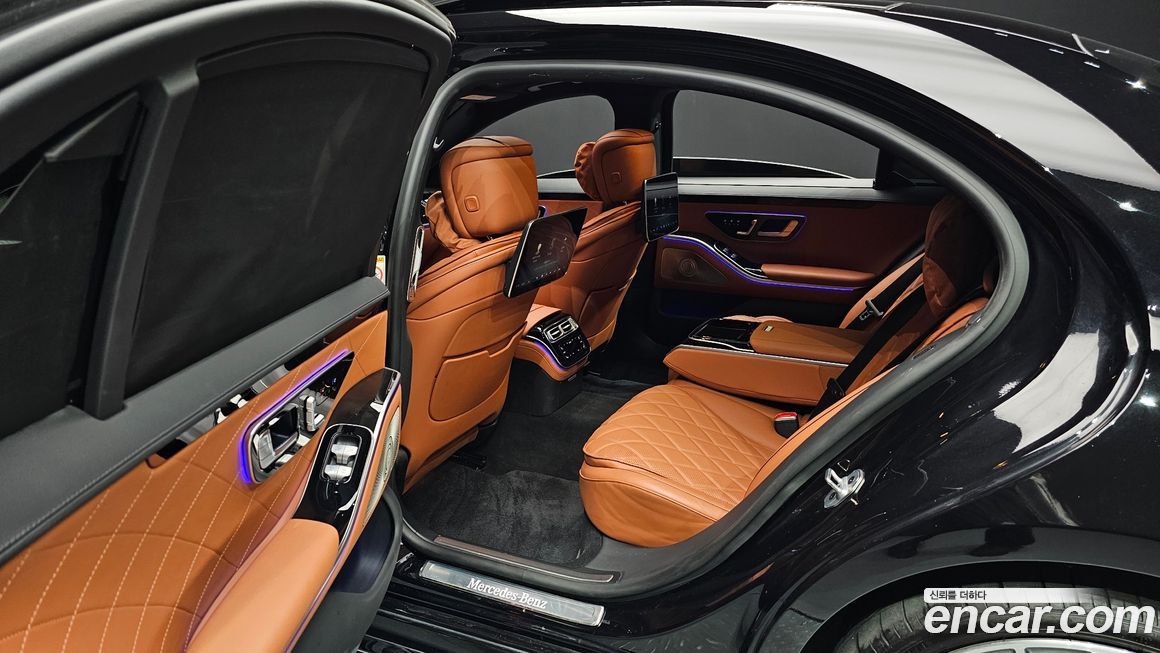 Mercedes-Benz S-Class 2023