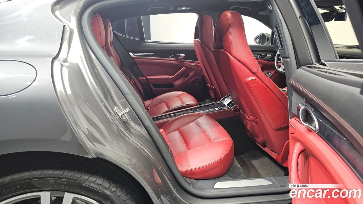 Porsche Panamera 2014