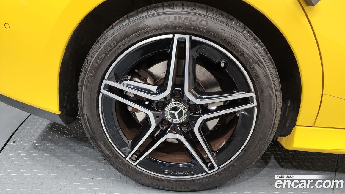 Mercedes-Benz CLA-Class 2023