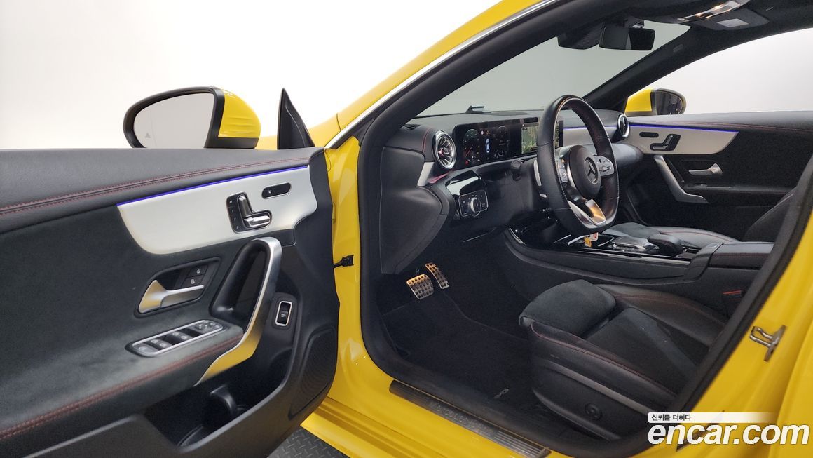 Mercedes-Benz CLA-Class 2023