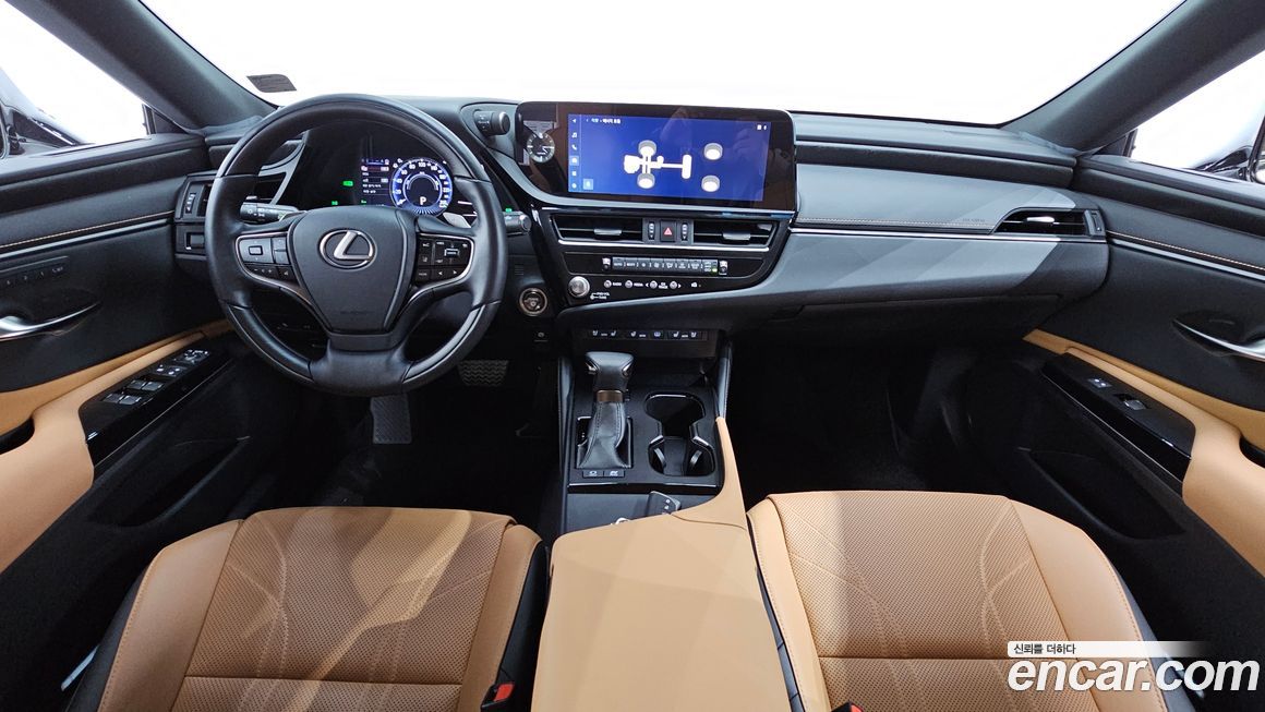 Lexus ES 2023