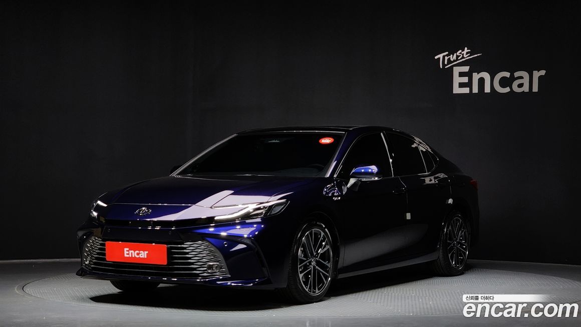 Toyota Camry 2025