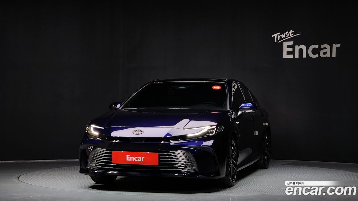 Toyota Camry 2025