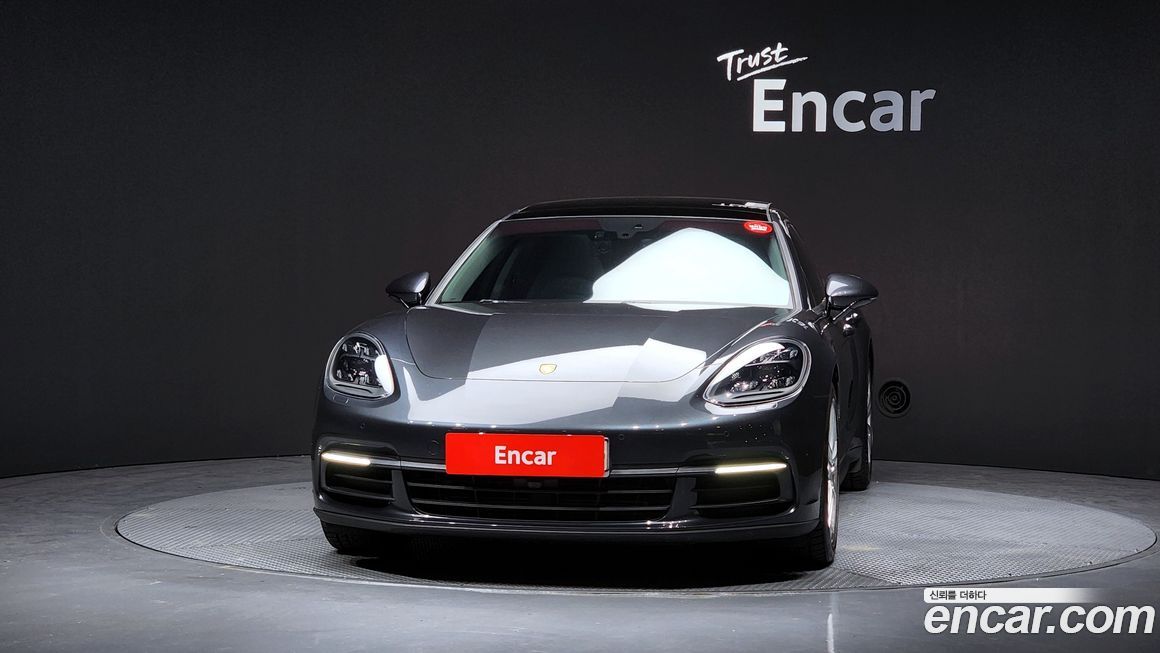 Porsche Panamera 2018