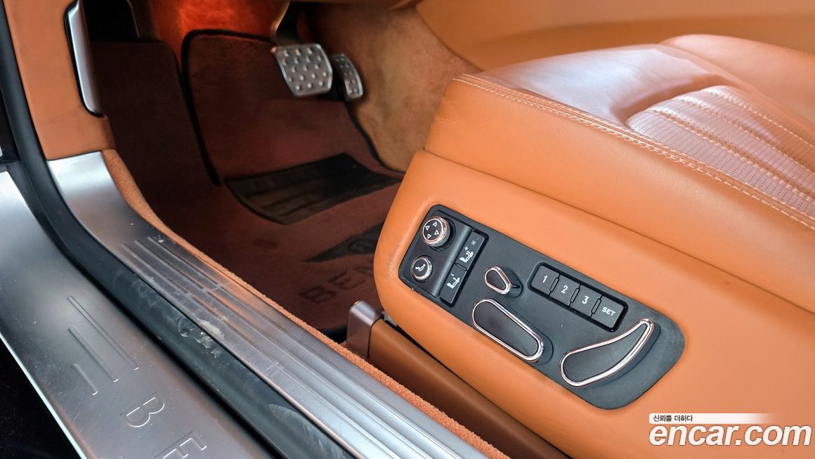 Bentley Continental 2014