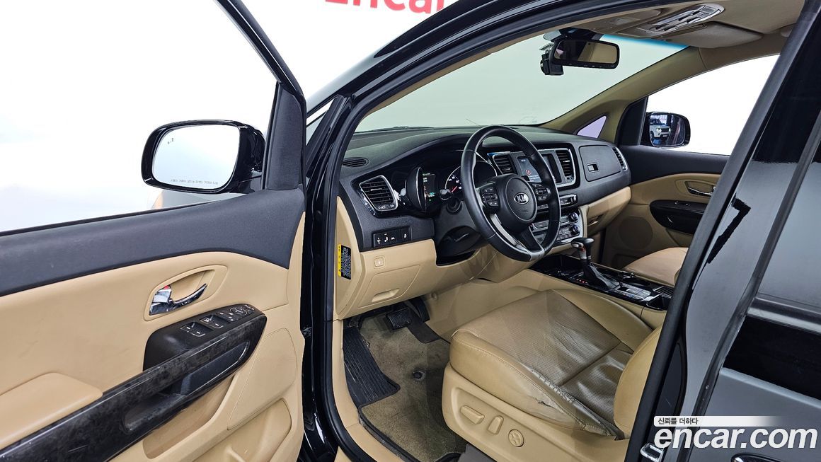 Kia Canival 2019