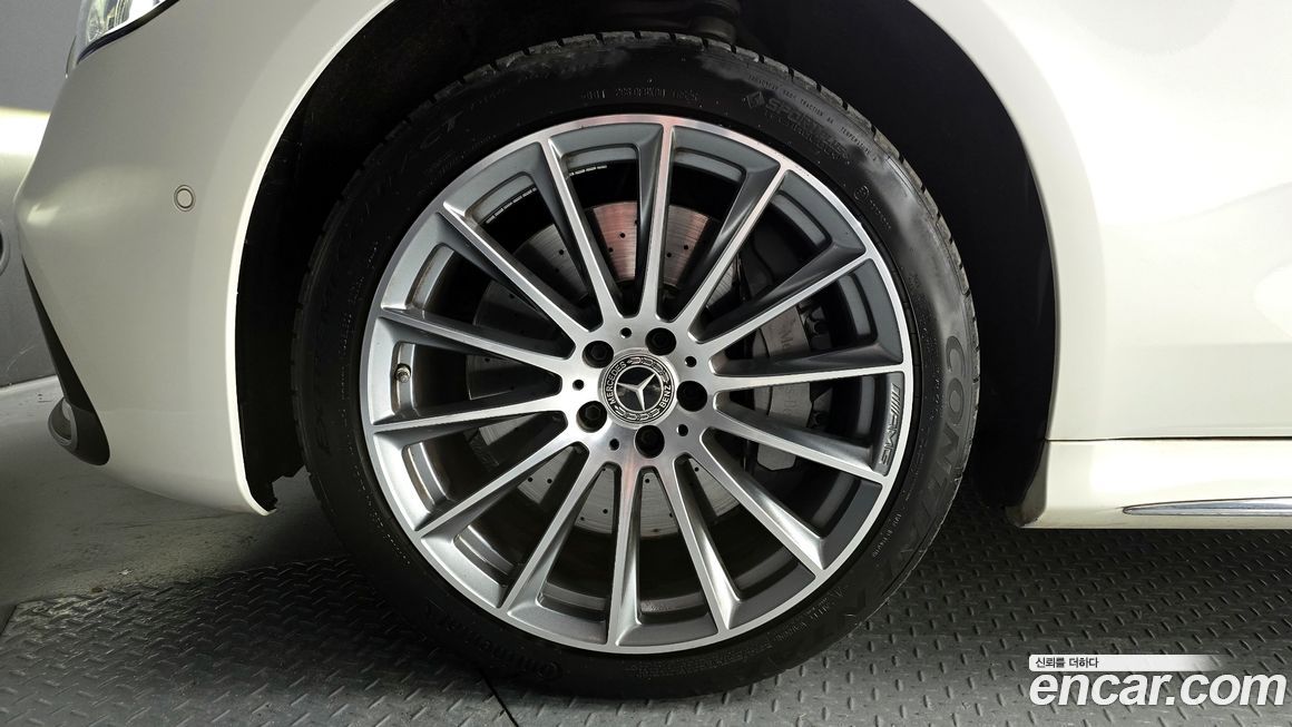 Mercedes-Benz S-Class 2021