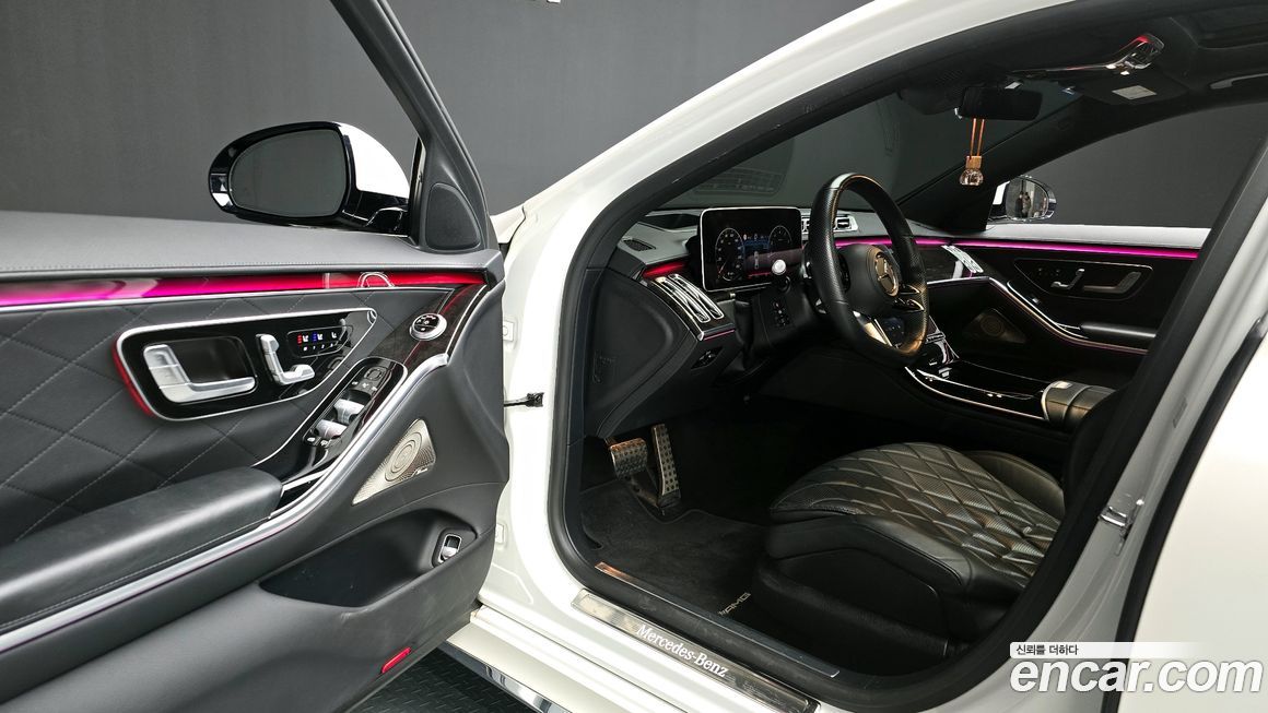 Mercedes-Benz S-Class 2021