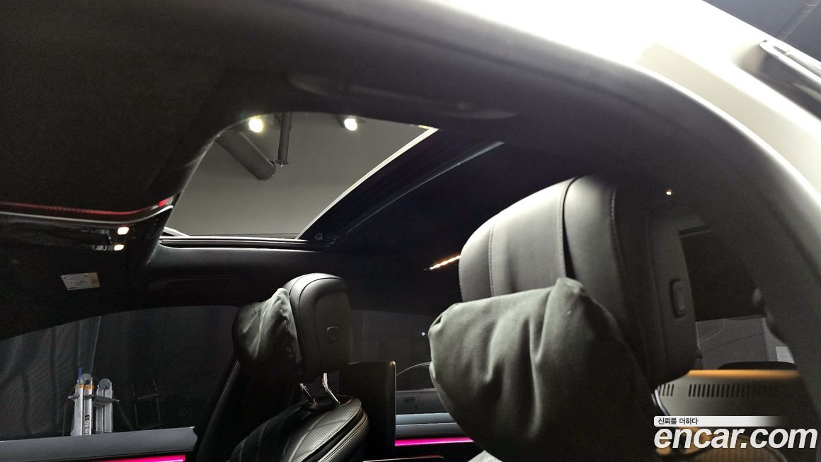 Mercedes-Benz S-Class 2021