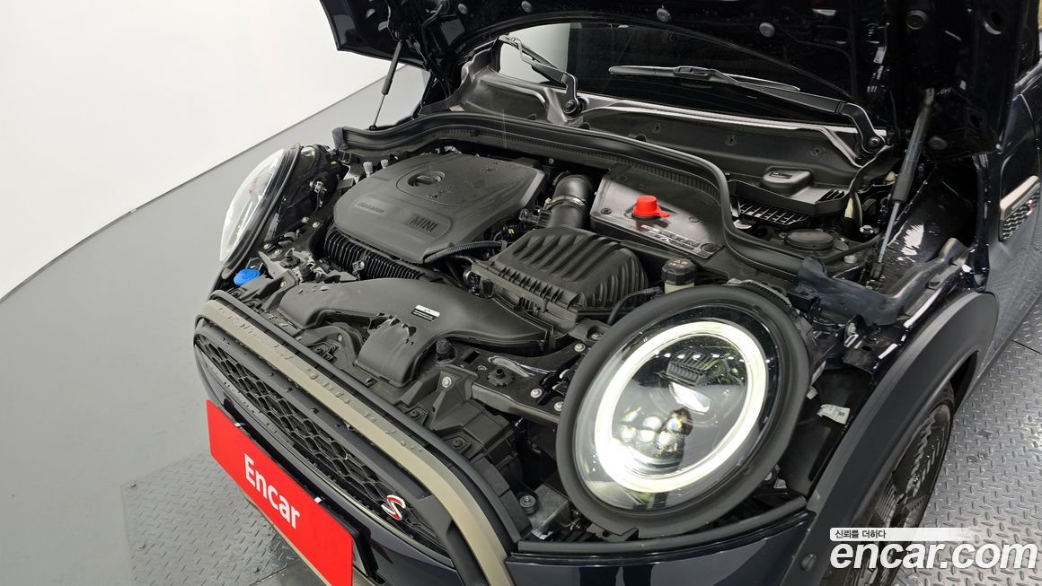 Mini Cooper Convertible 2024