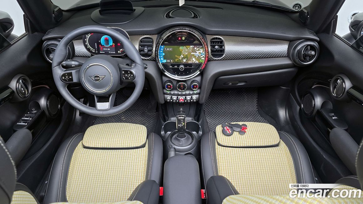 Mini Cooper Convertible 2024