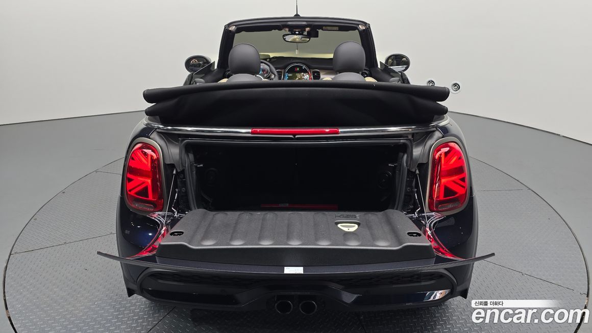 Mini Cooper Convertible 2024