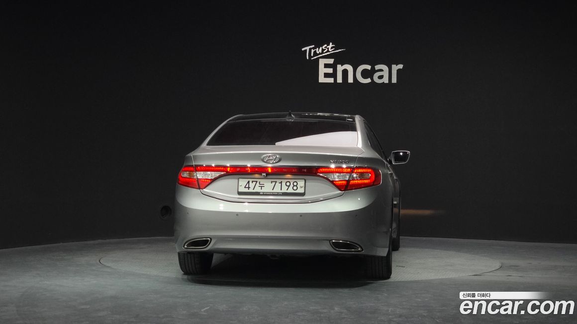 Hyundai Grandeur 2011