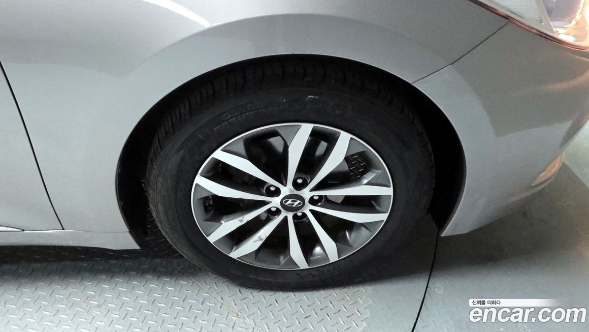 Hyundai Grandeur 2011