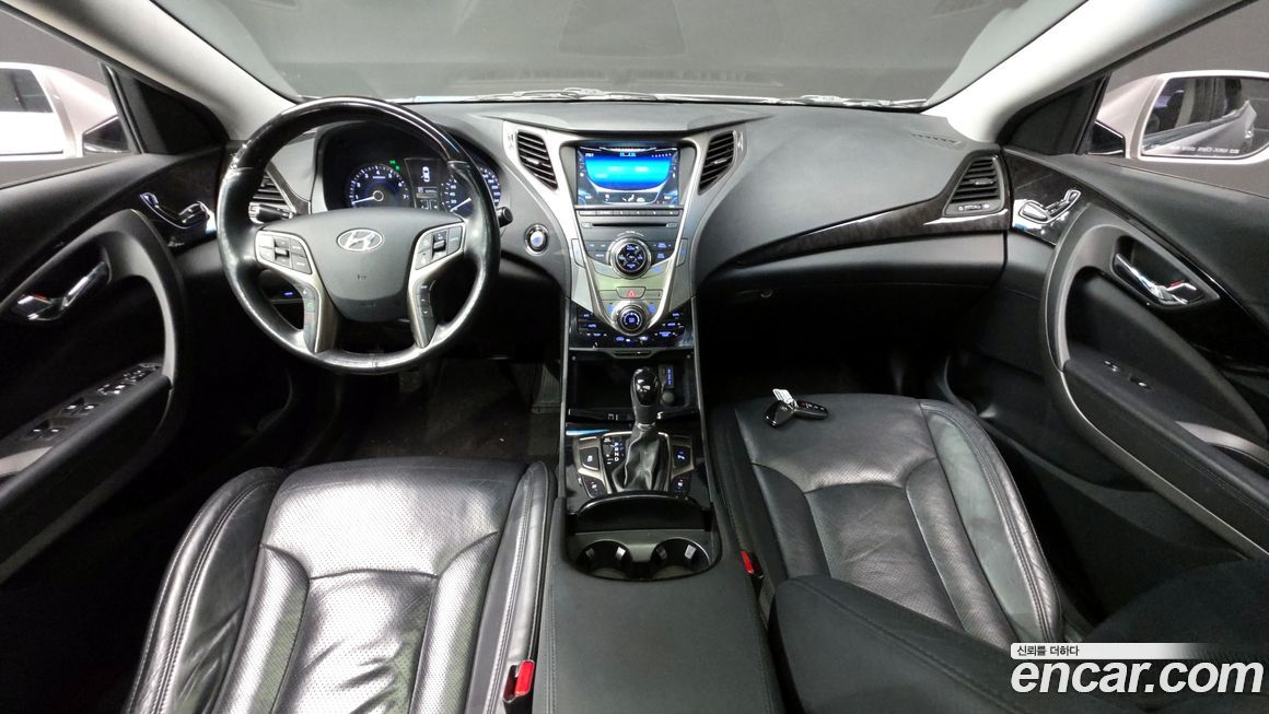 Hyundai Grandeur 2011