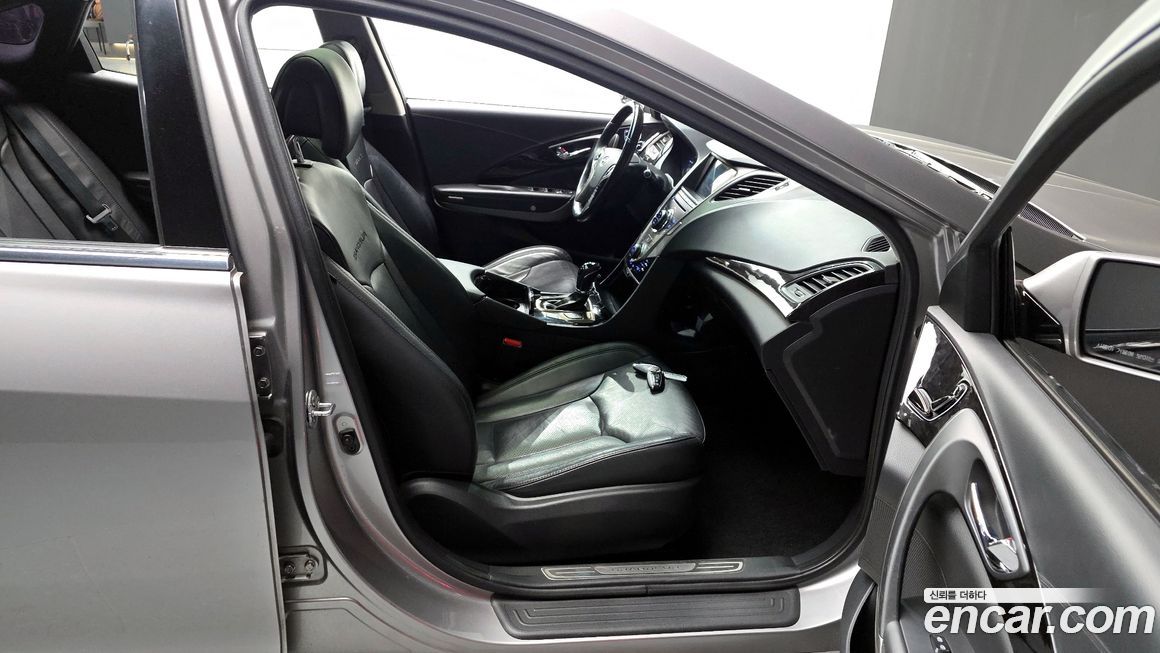 Hyundai Grandeur 2011