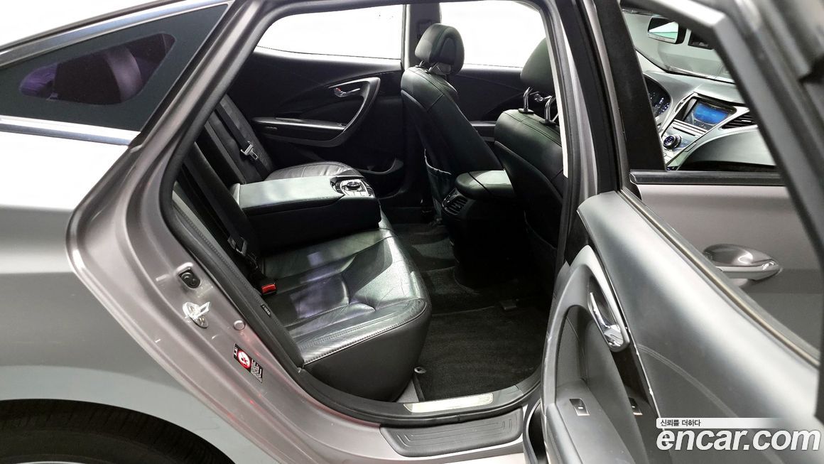 Hyundai Grandeur 2011