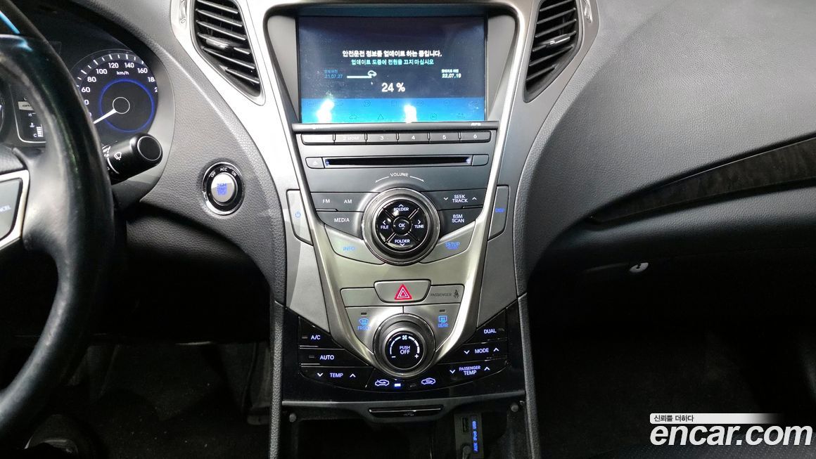 Hyundai Grandeur 2011