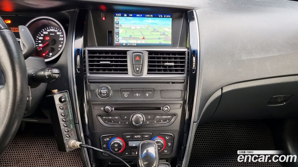 Renault-KoreaSamsung SM7 2012