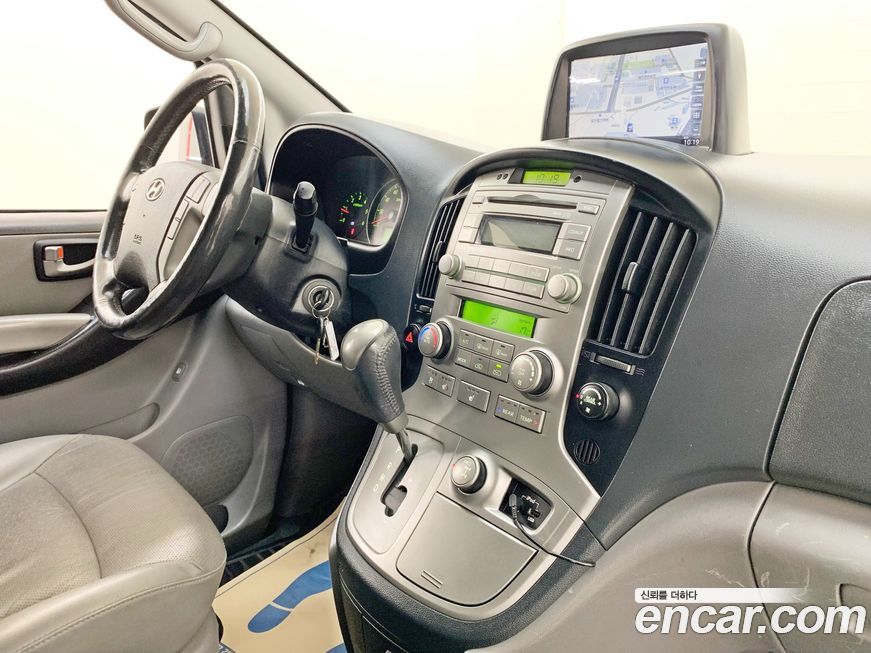 Hyundai Starex 2016