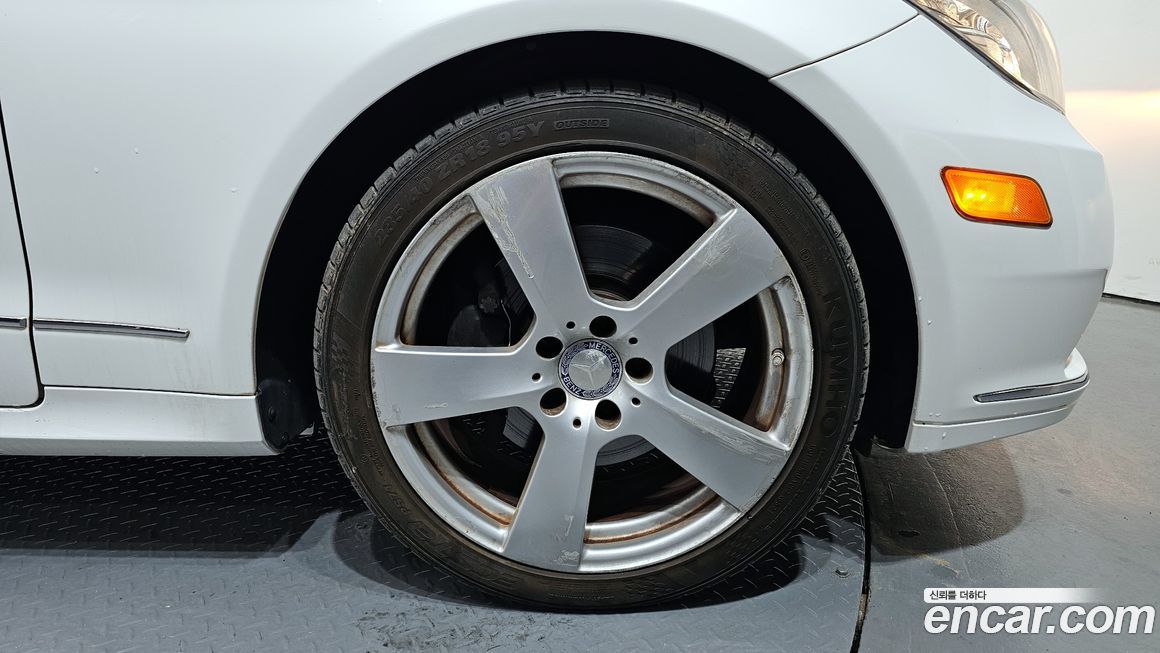 Mercedes-Benz E-Class 2013