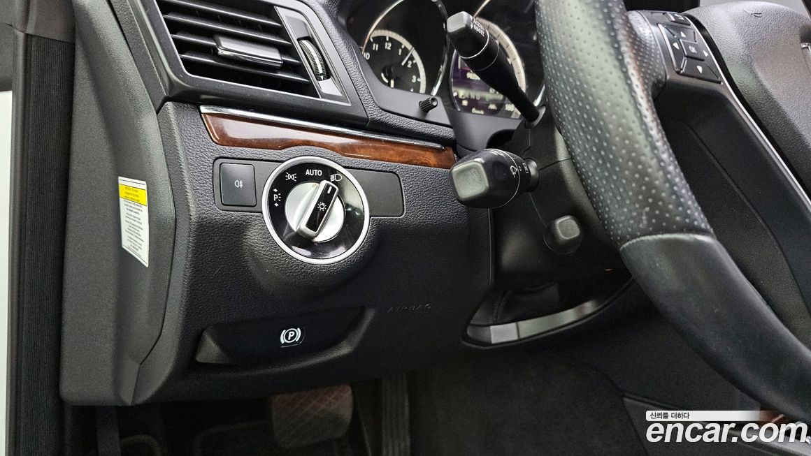 Mercedes-Benz E-Class 2013