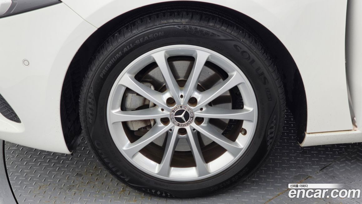 Mercedes-Benz A-Class 2019