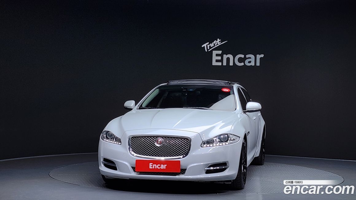 Jaguar XJ 2015