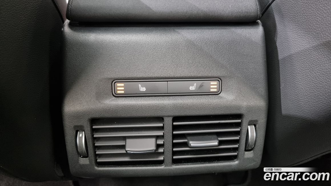 Land Rover Discovery Sport 2024