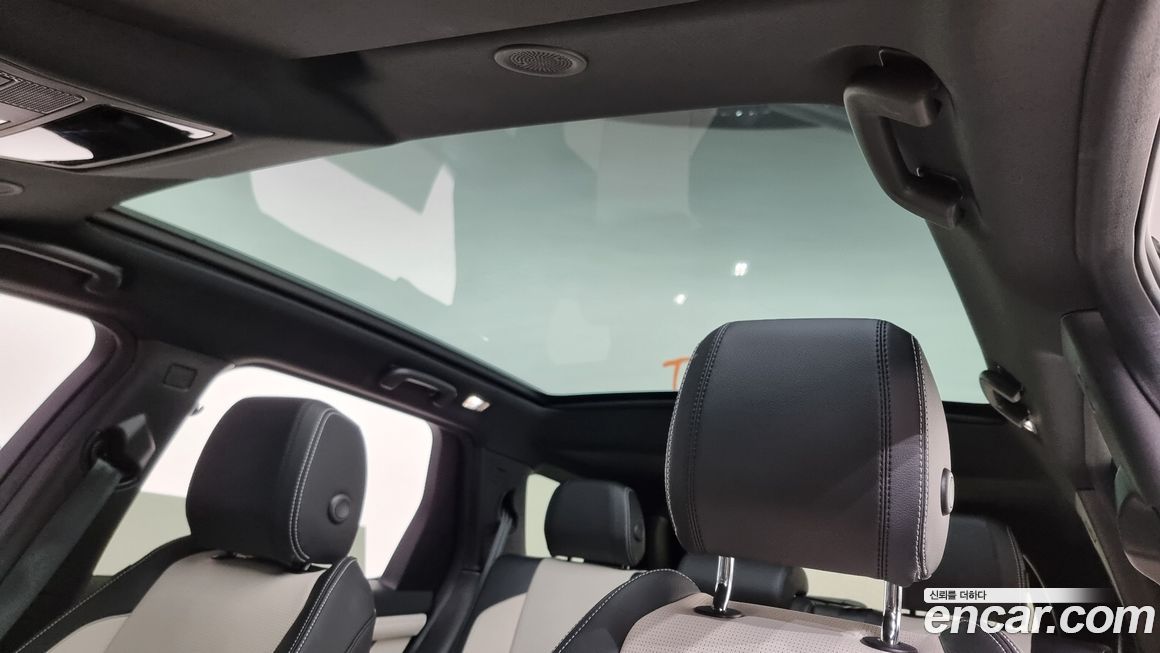 Land Rover Discovery Sport 2024