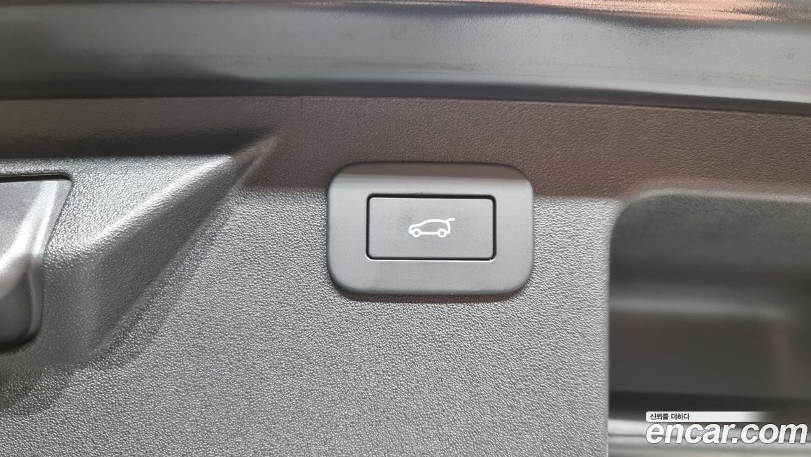 Land Rover Discovery Sport 2024