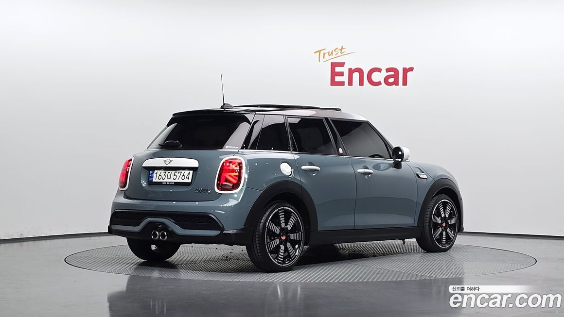 Mini Cooper 2023