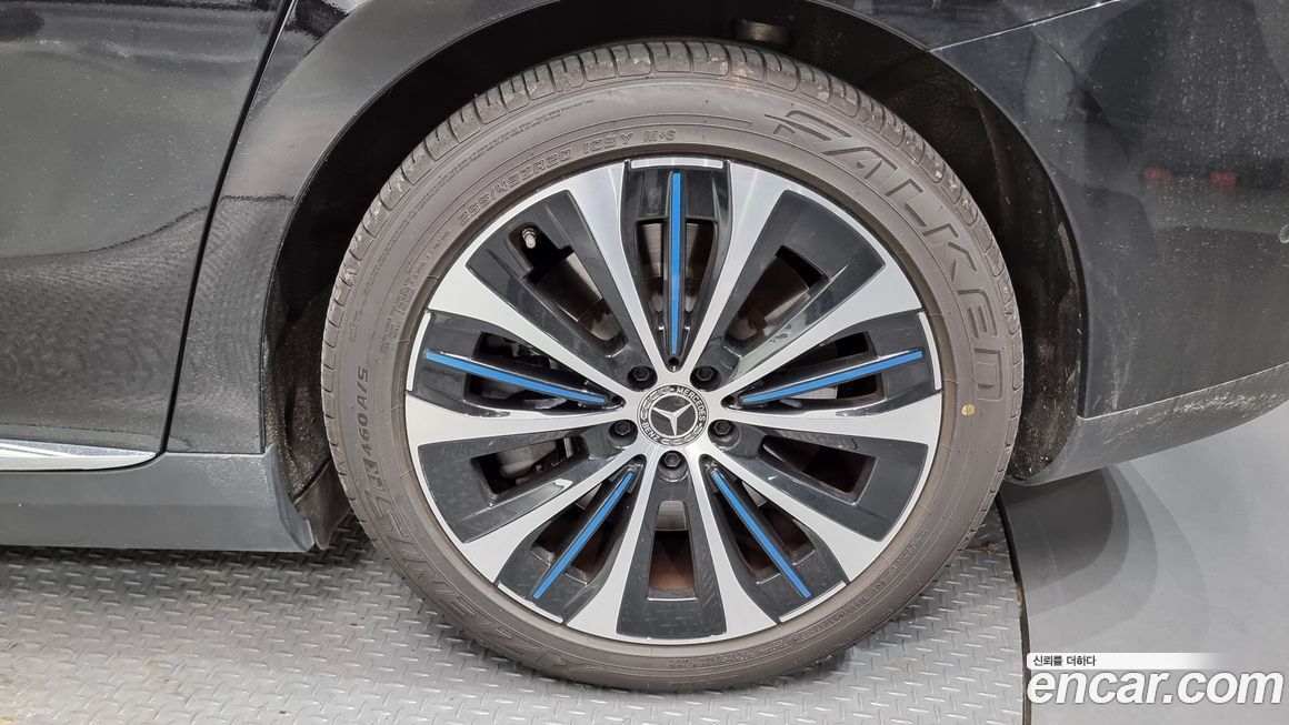 Mercedes-Benz EQE 2023