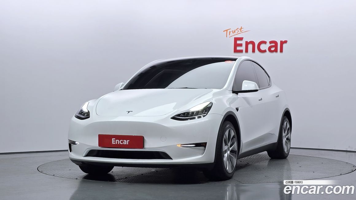Tesla Model Y 2022