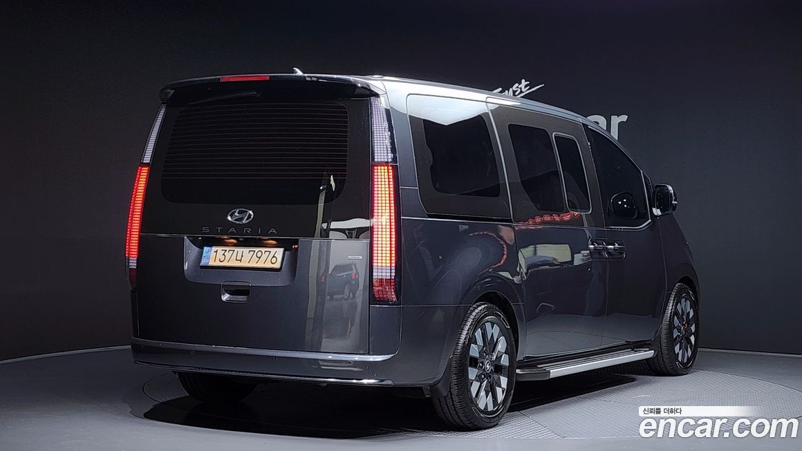 Hyundai Staria 2023