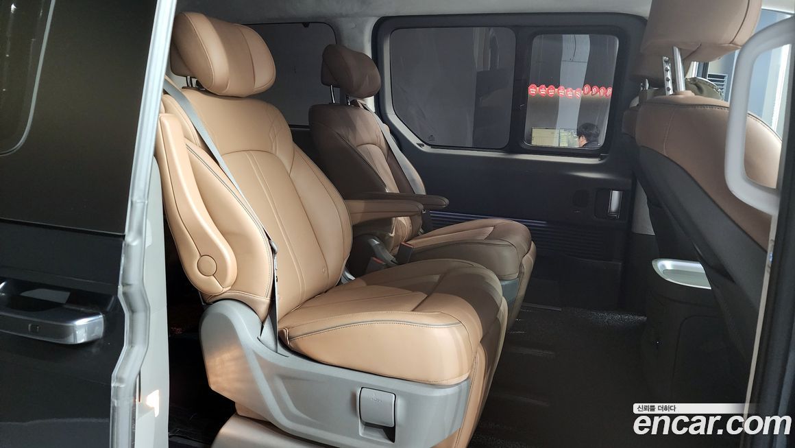Hyundai Staria 2023