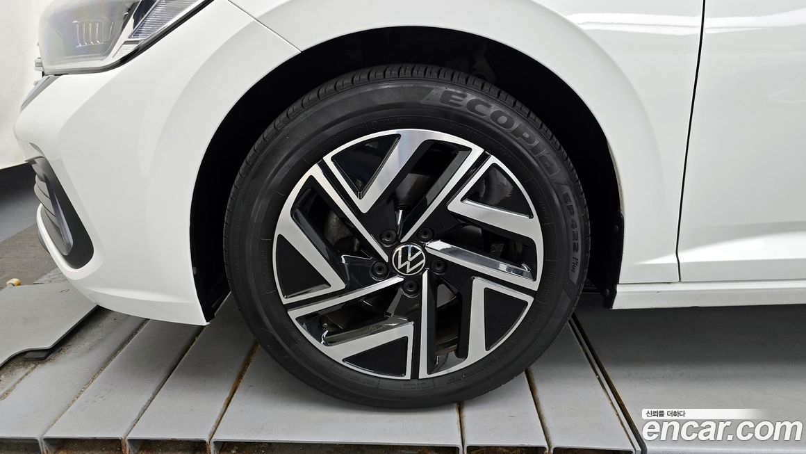 Volkswagen Jetta 2023