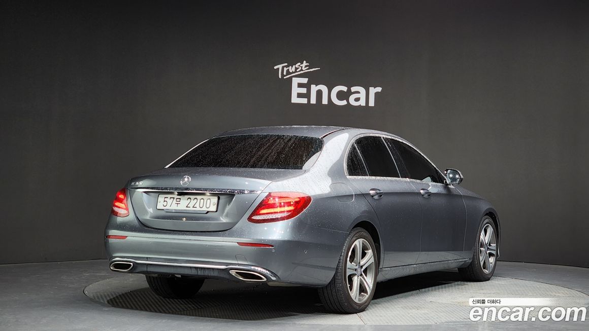 Mercedes-Benz E-Class 2017