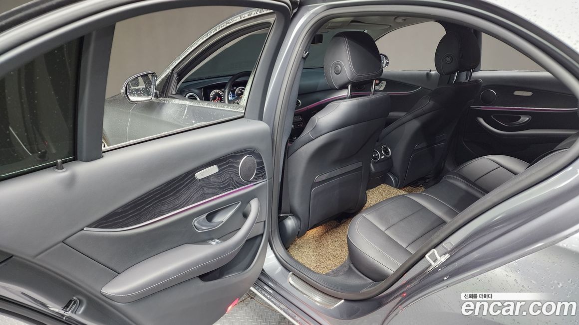 Mercedes-Benz E-Class 2017