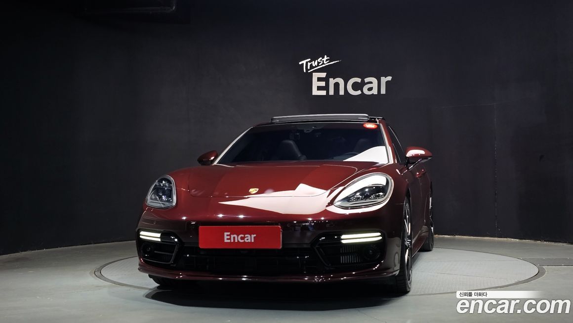 Porsche Panamera 2019