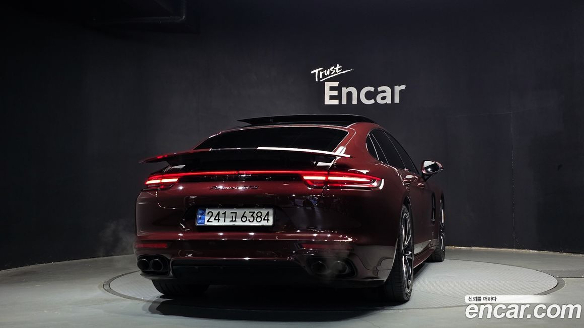 Porsche Panamera 2019