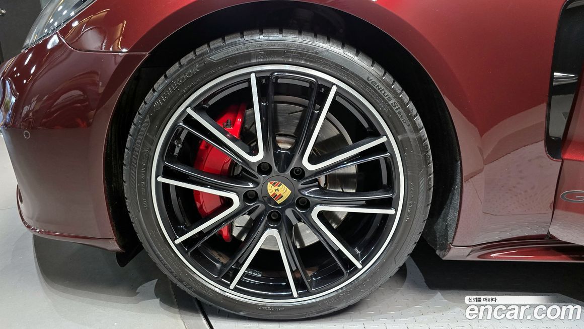 Porsche Panamera 2019