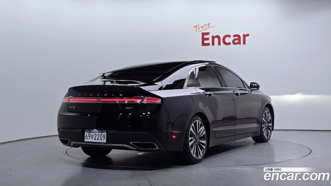 Lincoln MKZ 2018