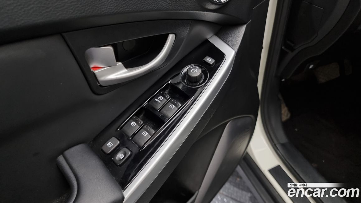 KG_Mobility_Ssangyong KORANDO 2015