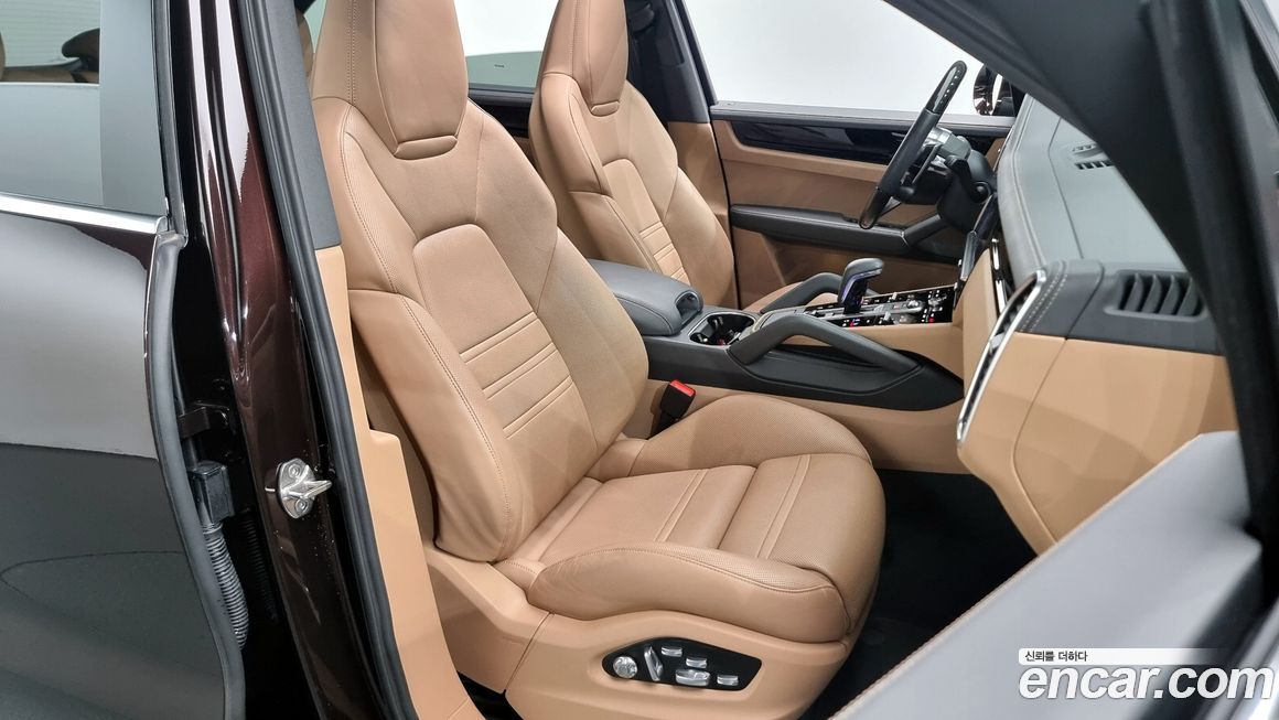 Porsche Cayenne 2020