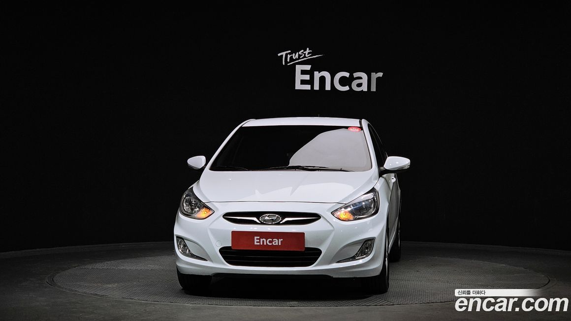 Hyundai Accent 2012