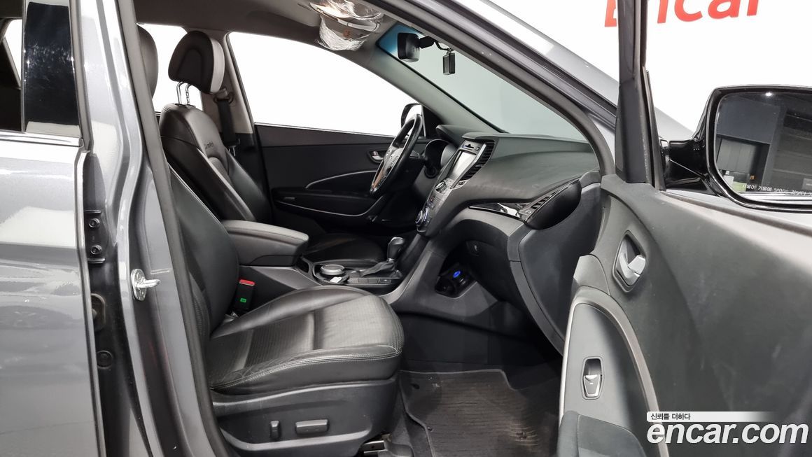 Hyundai Santafe 2015