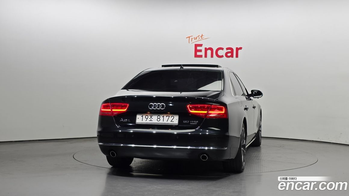 Audi A8 2011