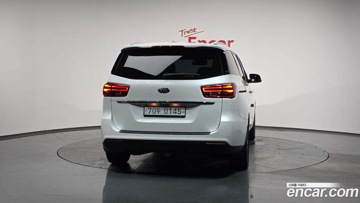 Kia Canival 2019